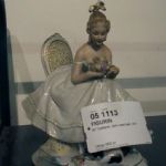 205 1113 FIGURINE